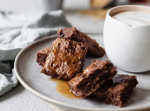 Bizcochuelo húmedo con berries Flash