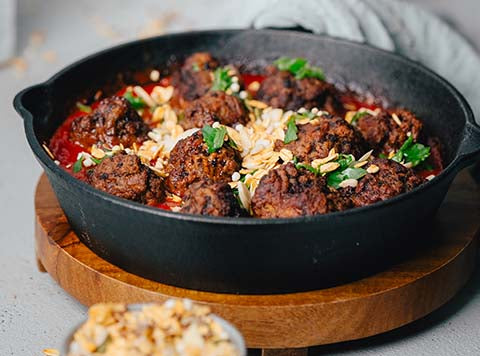 Albóndigas con crema de maní